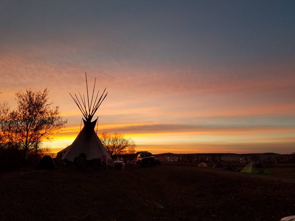 cheyenne-teepee-at-sunset