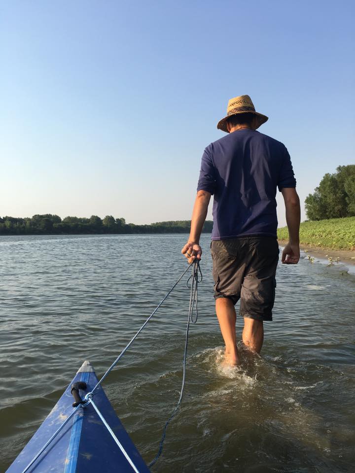 Shallow water walk against the wind