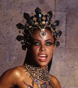 Akasha-Queen-Of-The-Damned-vampires-18597130-1696-2560-266x300